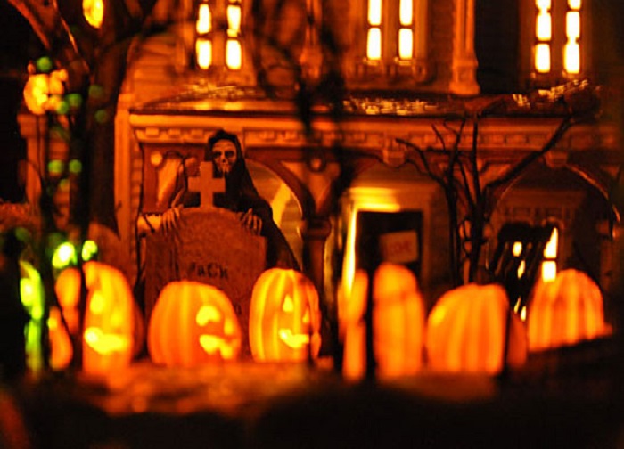 Halloween-Decoration-Martha-Stewart-Inspired-2